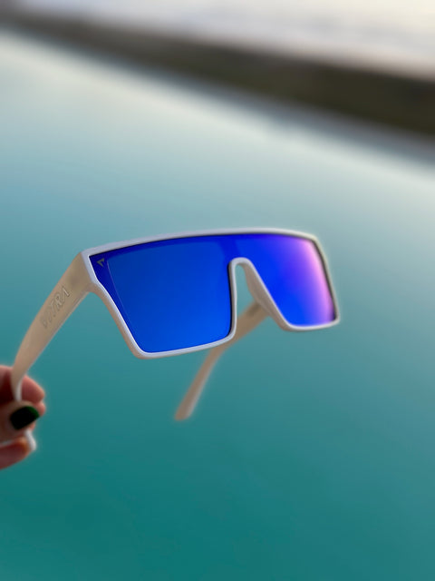 SUPREME white blue polarised