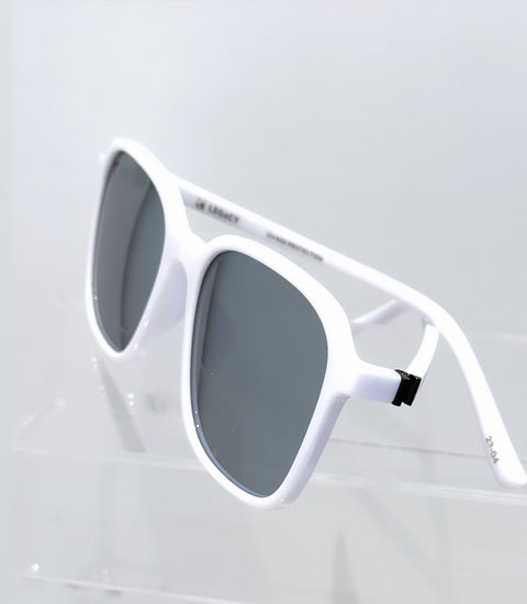 Legacy white mirror polarised