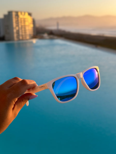 Wayfarer white/ blue