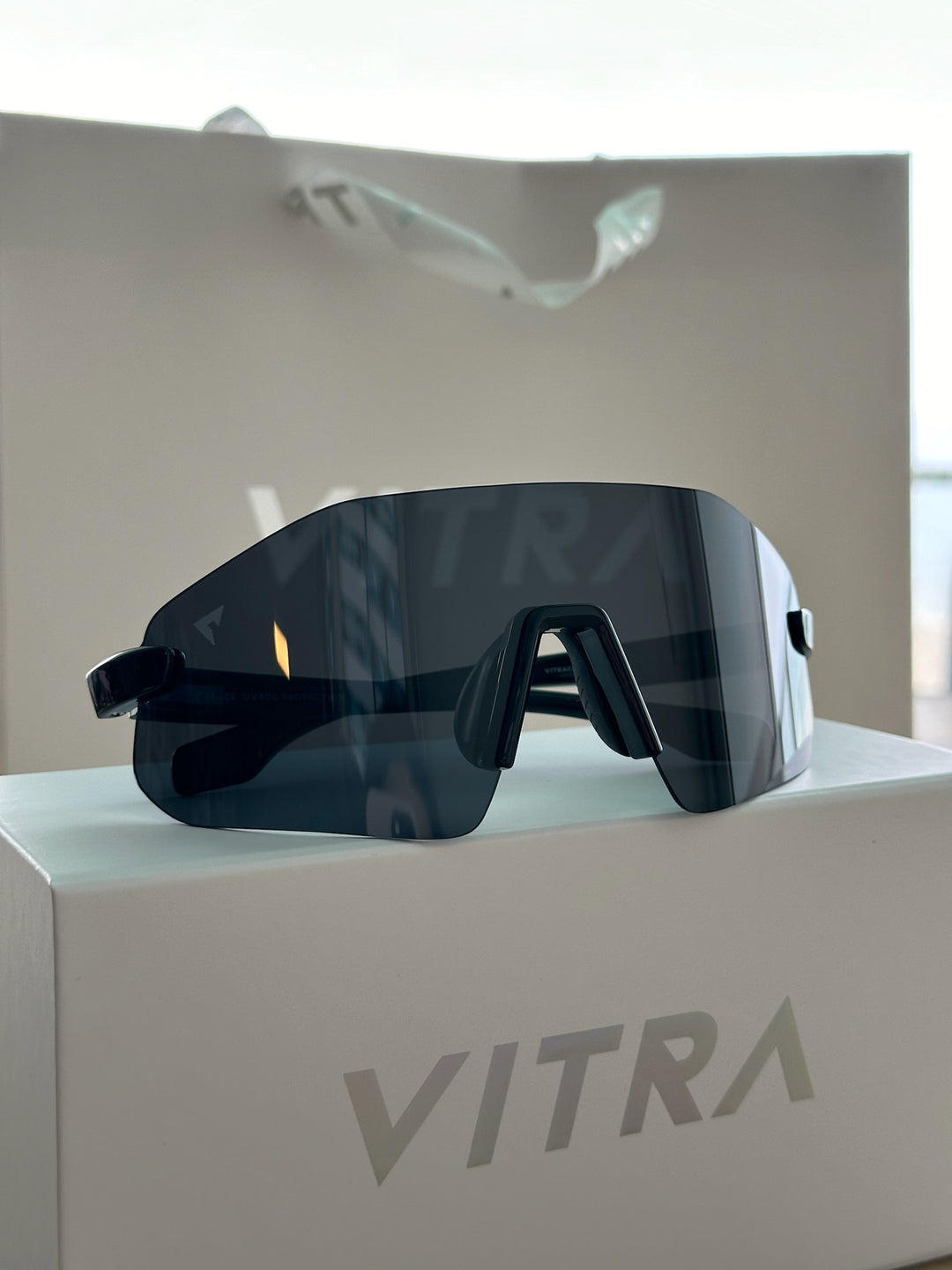Blaze black polarised – Vitra Chile