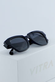 Elite black polarised