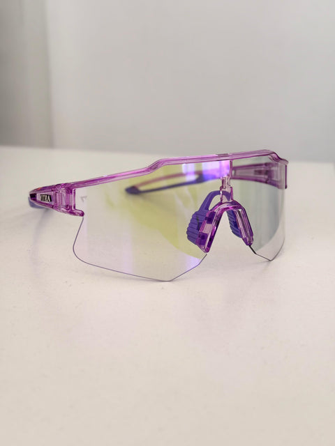 Swift photochromic purple polarised
