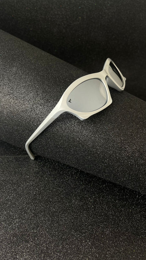 Mercury silver mirror polarised