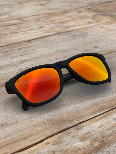 Wayfarer rubber black/red