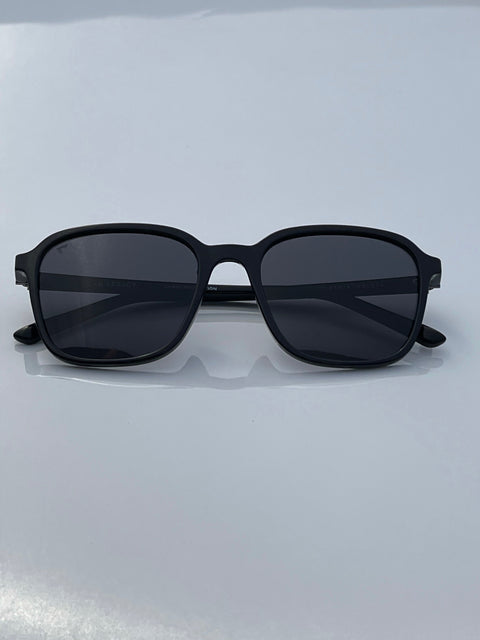 Legacy Black polarised